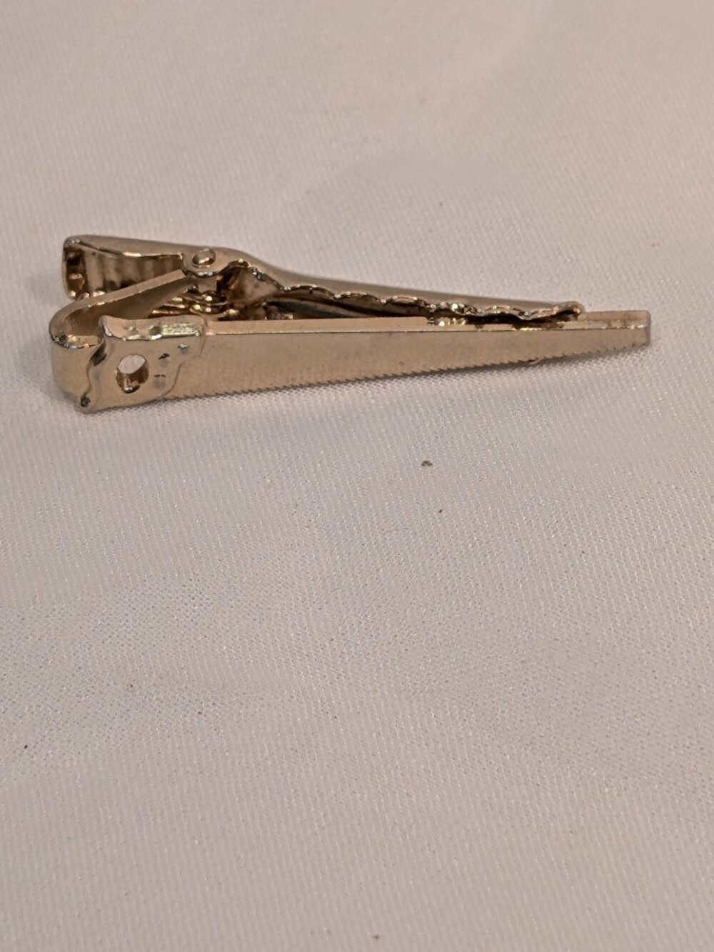 HANDYMAN 3 Tie Clips Saw Wrench Scissors/Snips (this one marked SWANK) - Picture 7 of 13